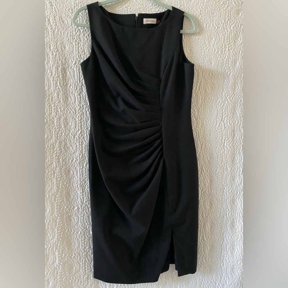Calvin Klein Frontburst Jewel Neck Sleeveless Ruched Sheath Dress